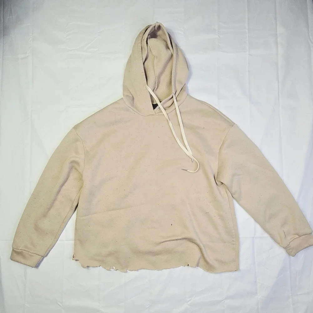 Men's Love Never Fails Fleece Hoodie Size M Beige Distressed Raw Hem T3